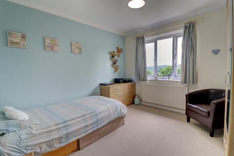 4 bedroom semi-detached house to rent, Terryfield Road, Buckinghamshire HP13