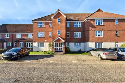 2 bedroom flat for sale, Falmouth Close, Eastbourne