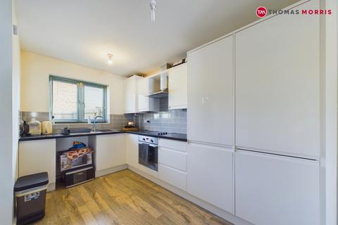 2 bedroom terraced house to rent, Church Street, St. Neots PE19