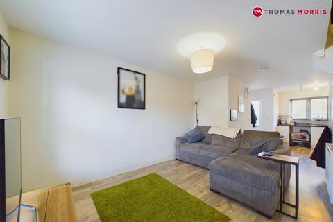 2 bedroom terraced house to rent, Church Street, St. Neots PE19