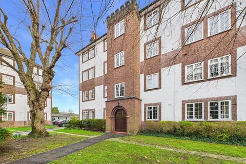 2 bedroom apartment to rent, Gloucester Court, Richmond