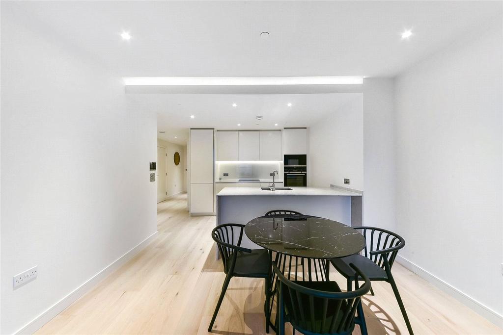 Kitchen/Dining Area