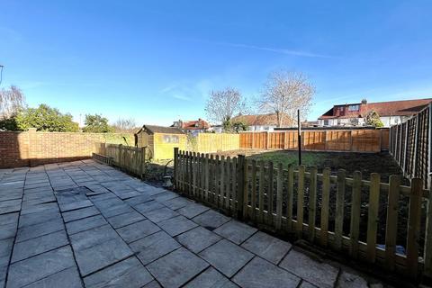 3 bedroom end of terrace house to rent, Wilson Road, Chessington, Surrey. KT9 2HE
