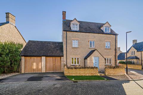 5 bedroom detached house for sale, Beecham Close, Cirencester, Gloucestershire, GL7