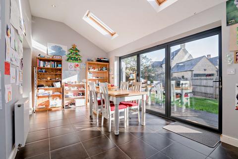 5 bedroom detached house for sale, Beecham Close, Cirencester, Gloucestershire, GL7
