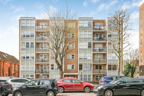3 bedroom apartment for sale, Copthorne Court, Hove