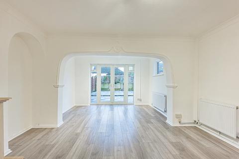 3 bedroom semi-detached bungalow for sale, Grange Gardens, Rayleigh, SS6