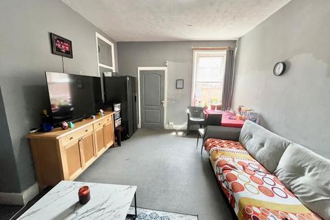 undefined, Uxbridge Terrace, Gateshead, Tyne and Wear, NE10 0HL