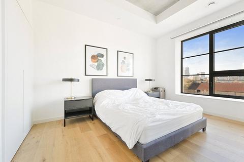 Studio for sale, Goodluck Hope Walk, London, E14