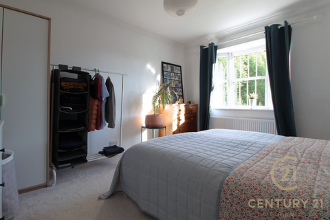 2 bedroom maisonette for sale, Regent Road, SURBITON KT5