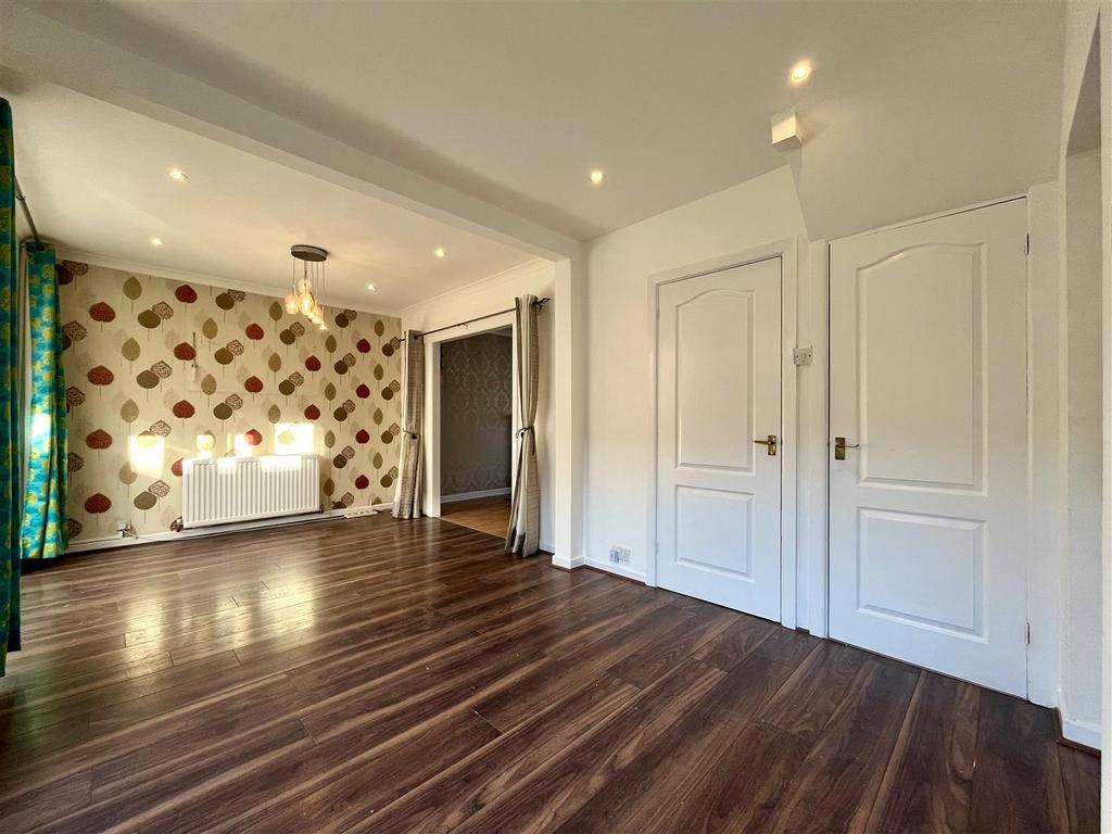Dining Room Aspect 3