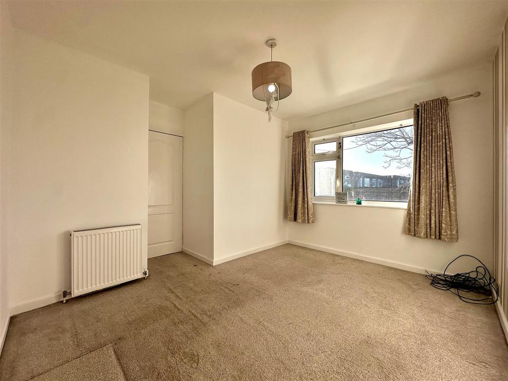 Bedroom 2 Aspect 2