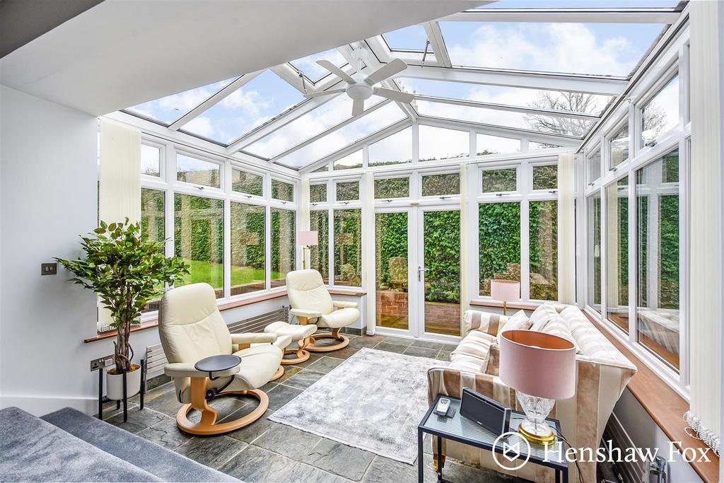 Sketch Ph9 6318419 - Copy.jpg