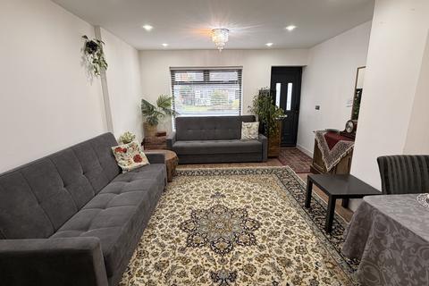 1 bedroom property to rent, Rosehall Close, Solihull B91