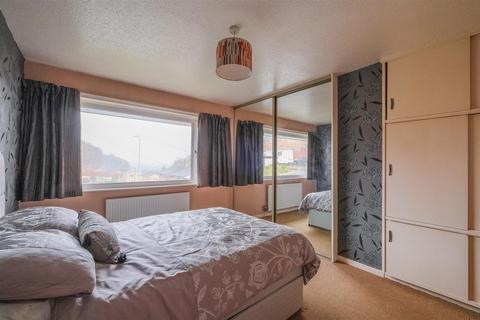 3 bedroom semi-detached house for sale, Newbury Road, Brighouse