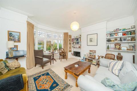 undefined, Madrid Road, London SW13