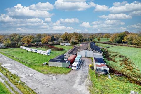undefined, Long Chimneys Farm and Airfield, Darley Moor