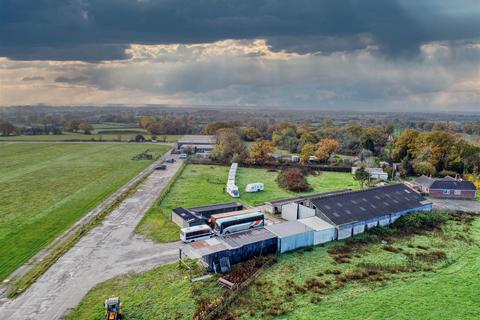 undefined, Long Chimneys Farm and Airfield, Darley Moor