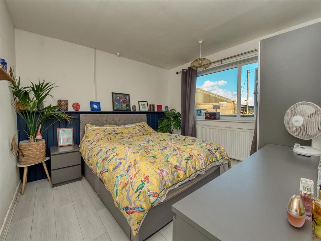 P1178619 hdr.jpg