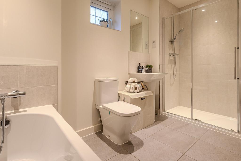 Bathroom (2)