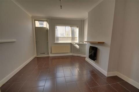 2 bedroom terraced house to rent, Granville Street, Castleford, WF10