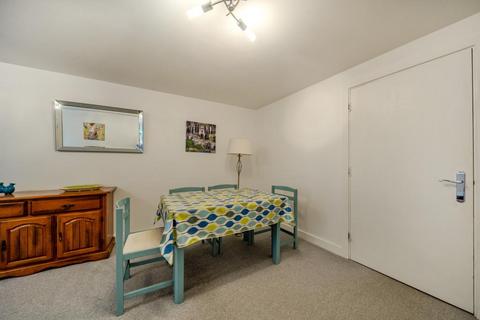 undefined, Manor Park,  Headington,  OX3