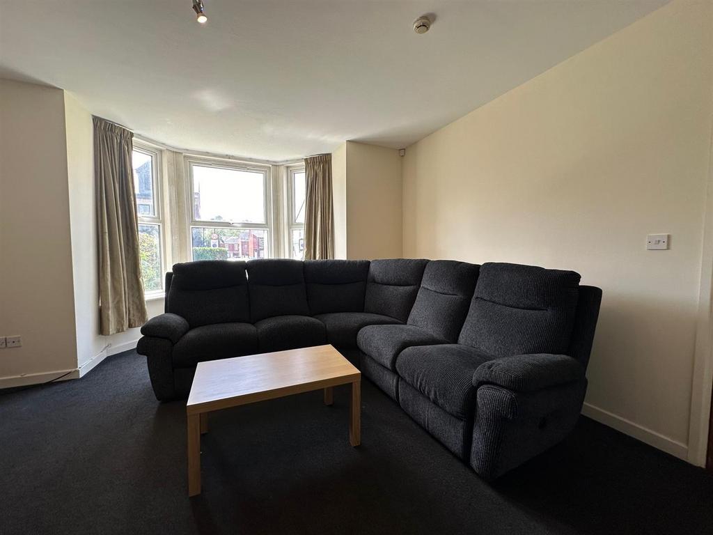 Living room2.jpg