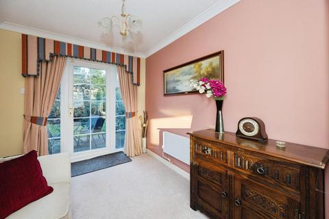 4 bedroom detached house for sale, Roman Way, Ashford, TN23 3