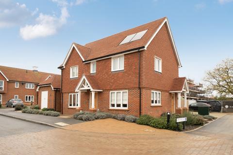 undefined, Oak Tree Way, West Horsley KT24