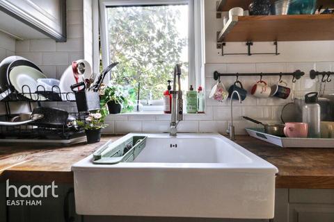 undefined, Pembroke Road, London