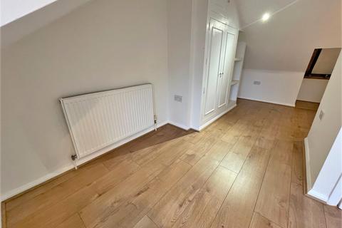 undefined, Luton Road, Chatham, ME4
