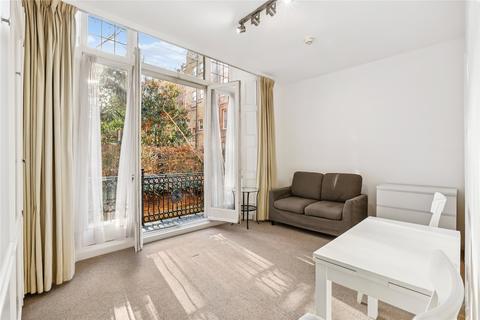 Studio to rent, Wetherby Gardens, London, SW5