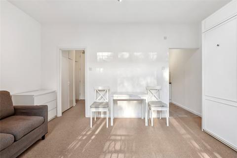 Studio to rent, Wetherby Gardens, London, SW5