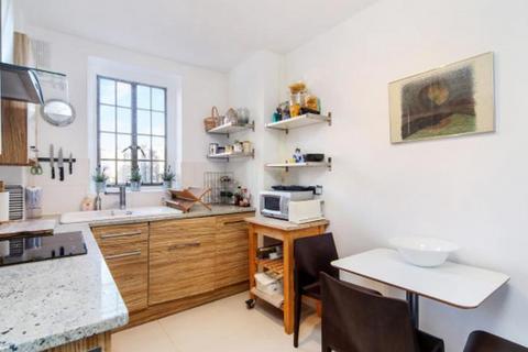 1 bedroom apartment to rent, Edgware Road, London W2