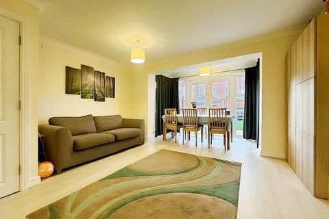 undefined, Cwrt Y Terfyn, Saltney, Chester