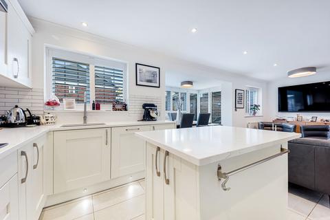 4 bedroom detached house for sale, Church View Close, Widnes WA8
