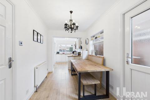 3 bedroom semi-detached house for sale, Lancaster Drive, Hull