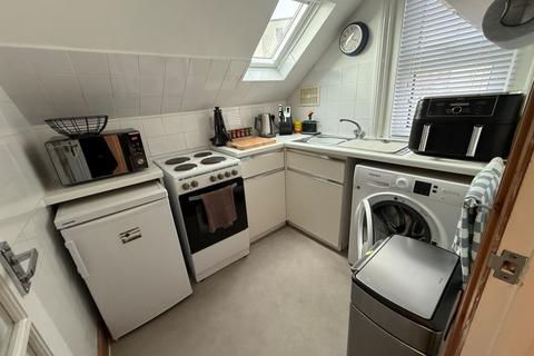 undefined, Flat 3, 10 South Terrace, Weston-super-Mare, North Somerset, BS23 2AT