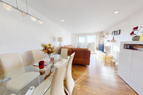 2 bedroom apartment for sale, The Waterfront, Manchester