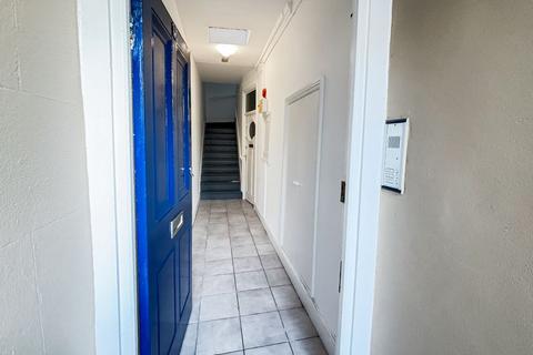 2 bedroom flat for sale, Flat 1, 10 South Terrace, Weston-super-Mare, North Somerset, BS23 2AT