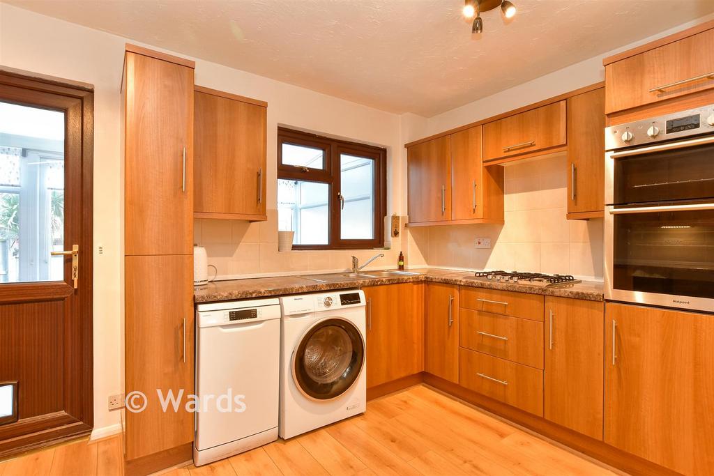 Kitchen/ Breakfast Area