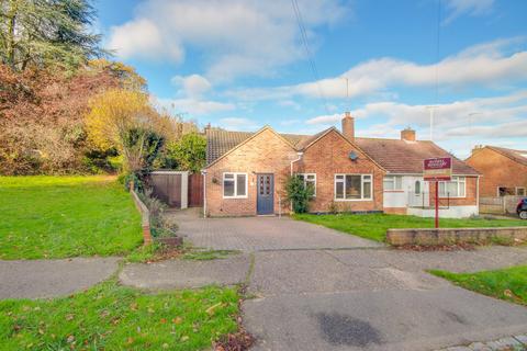 3 bedroom semi-detached bungalow for sale, Farlington Avenue, Haywards Heath, RH16