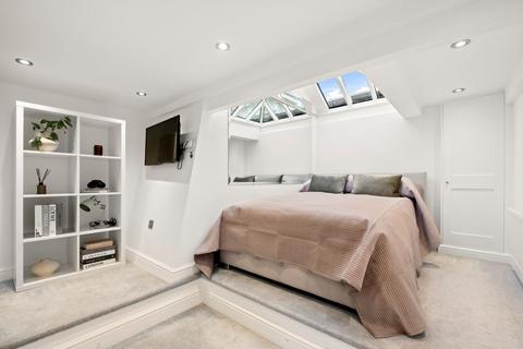 2 bedroom flat to rent, Bolton Gardens, South Kensington, London