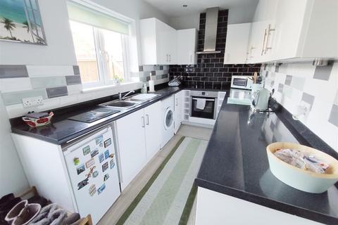 3 bedroom detached bungalow for sale, Eves Close, Peterborough PE6
