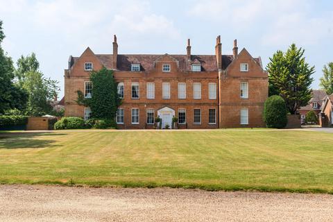 undefined, Henley Park, Normandy GU3
