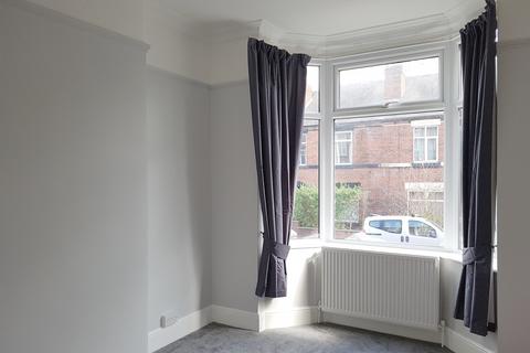 2 bedroom terraced house to rent, Bradgate Lane, Rotherham S61 1QJ