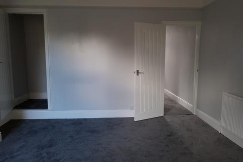 2 bedroom terraced house to rent, Bradgate Lane, Rotherham S61 1QJ