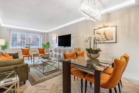 2 bedroom flat to rent, Hans Crescent, Knightsbridge, London, SW1X