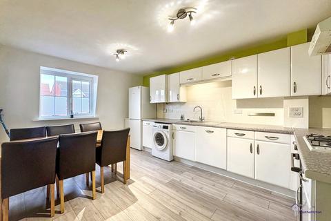 undefined, Avro Court, Hamble