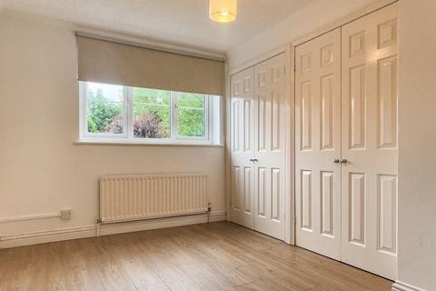 undefined, Yew Lane, Reading, RG1
